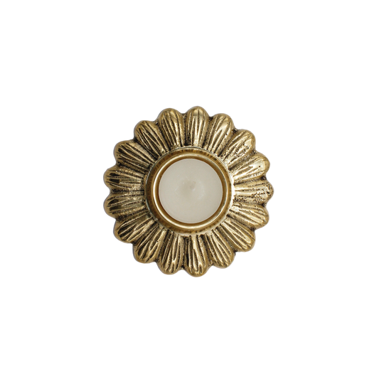 Daisy Tealight Holder