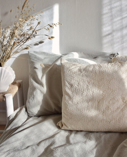 Embroidery Cushion Daisy